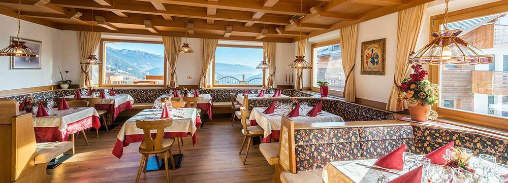 Hotel Alpenfrieden Маранца Екстериор снимка
